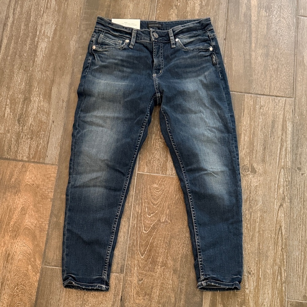 Silver Avery Skinny High Rise Curvy Crop Jeans